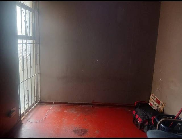 2 BEDROOM APARTMENT FOR SALE IN HILLBROW